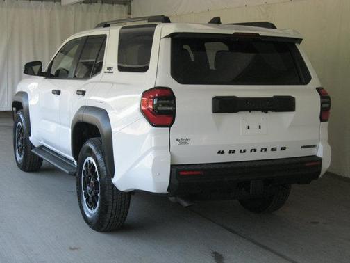 2025 Toyota 4Runner TRD Off Road