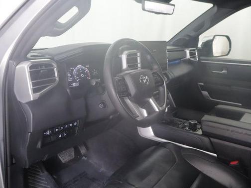 2022 Toyota Tundra Platinum