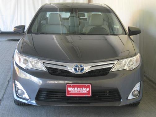 2012 Toyota Camry Hybrid XLE