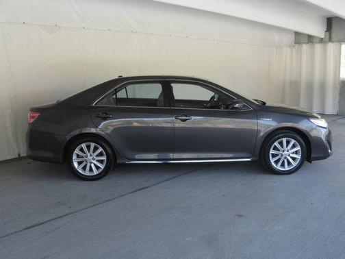 2012 Toyota Camry Hybrid XLE