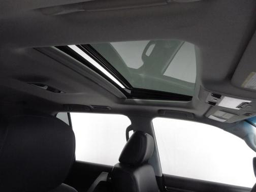 2018 Toyota Land Cruiser Base