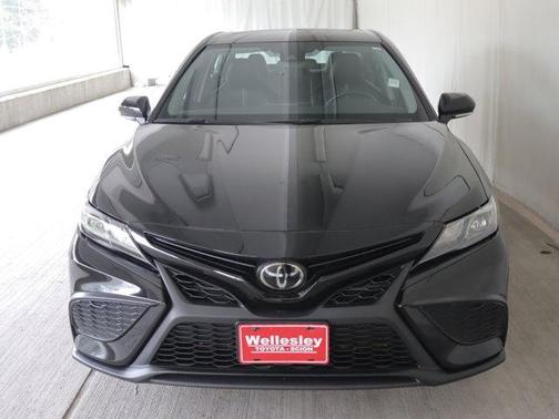 Midnight Black Metallic 2024 Toyota Camry SE