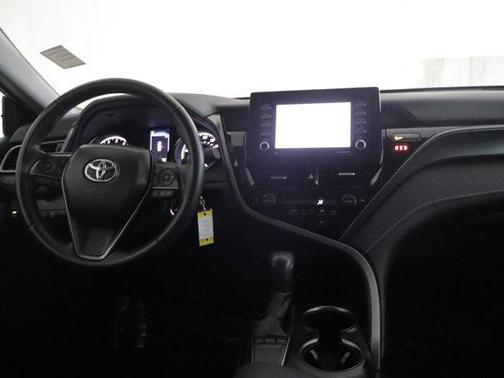 Midnight Black Metallic 2024 Toyota Camry SE