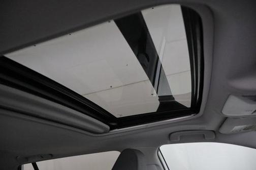 Ice Cap 2024 Toyota RAV4 XLE