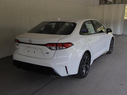 Ice Cap 2026 Toyota Corolla SE