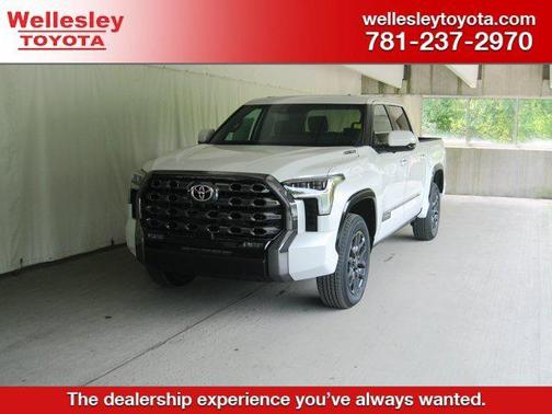 2025 Toyota Tundra Hybrid Platinum