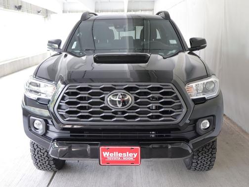 Black 2023 Toyota Tacoma TRD Sport