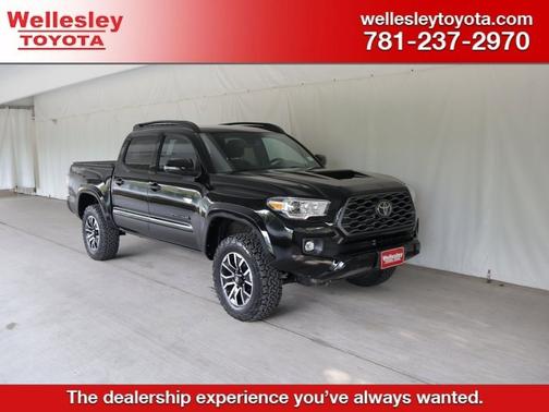 Black 2023 Toyota Tacoma TRD Sport