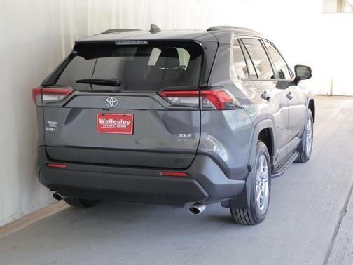 Magnetic Gray Metallic 2025 Toyota RAV4 Hybrid XLE