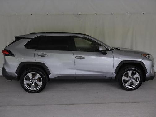 Silver Sky Metallic 2019 Toyota RAV4 Hybrid Limited