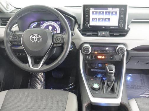 Silver Sky Metallic 2019 Toyota RAV4 Hybrid Limited
