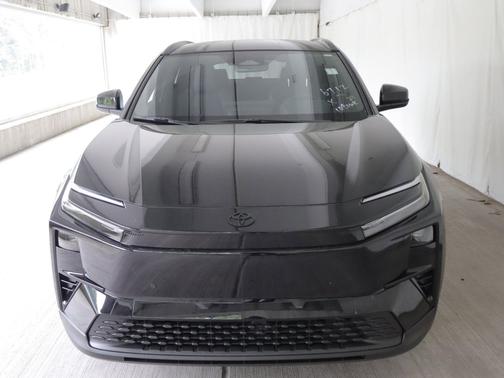 Midnight Black Met 2026 Toyota C-HR SE