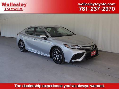 Celestial Silver Metallic 2023 Toyota Camry SE