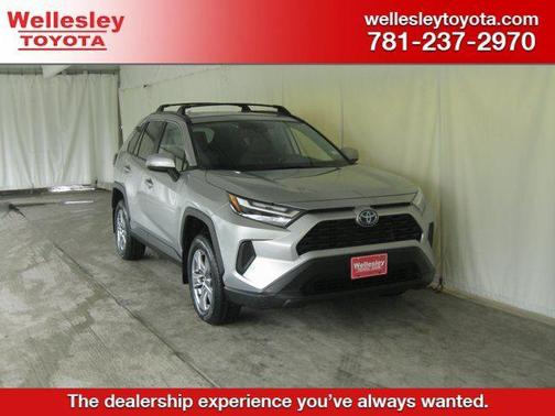 2023 Toyota RAV4 Hybrid XLE