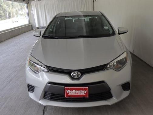 Classic Silver Metallic 2016 Toyota Corolla LE