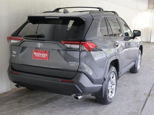 Magnetic Gray Metallic 2025 Toyota RAV4 XLE