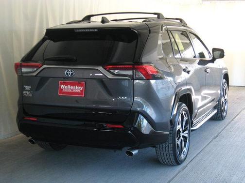 2024 Toyota RAV4 Prime XSE