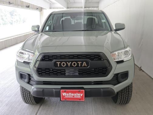 Lunar Rock 2023 Toyota Tacoma TRD Sport