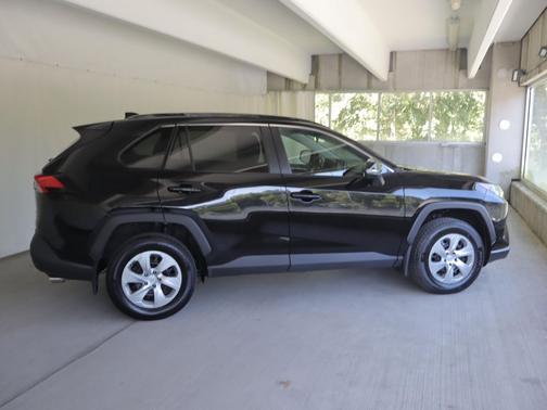 Midnight Black Metallic 2019 Toyota RAV4 LE