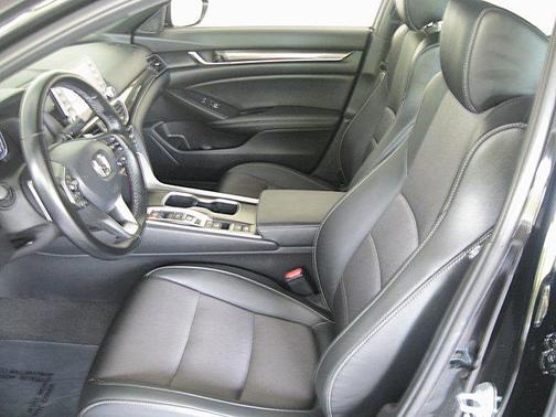 2022 Honda Accord Hybrid Base