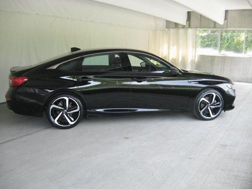 2022 Honda Accord Hybrid Base