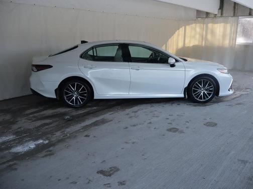 2023 Toyota Camry XLE