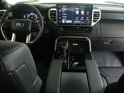 2024 Toyota Tundra Hybrid Platinum