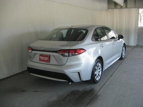 Classic Silver Metallic 2020 Toyota Corolla LE