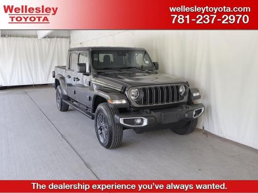 Granite Crystal Metallic Clearcoat 2024 Jeep Gladiator Sport S