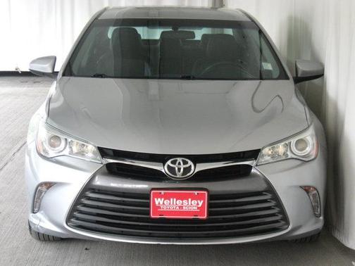 2016 Toyota Camry XLE
