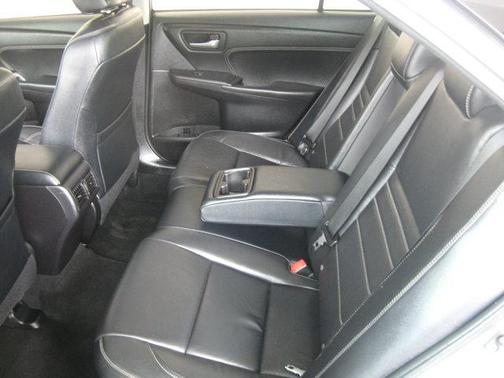 2016 Toyota Camry XLE