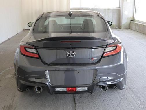 Pavement 2026 Toyota GR86 Premium