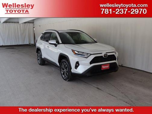 2025 Toyota RAV4 Hybrid XLE Premium