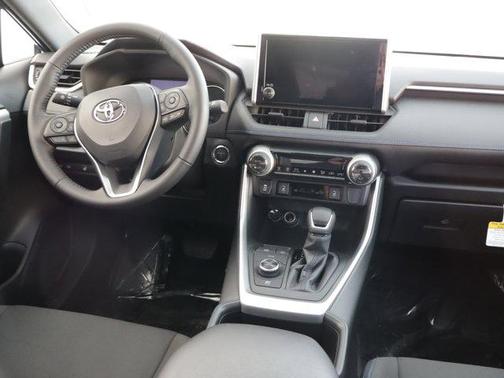 2025 Toyota RAV4 Hybrid SE