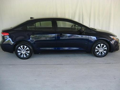 2022 Toyota Corolla Hybrid LE