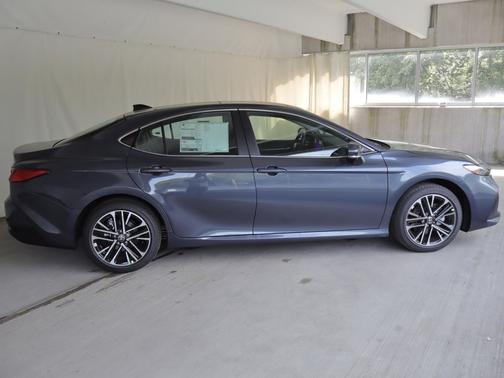 Dark Cosmos 2026 Toyota Camry XLE