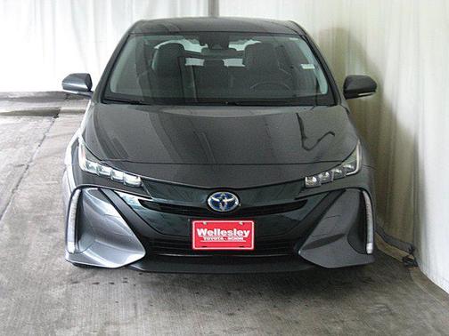2022 Toyota Prius Prime XLE