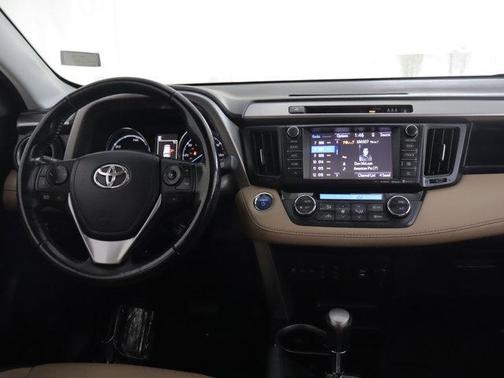 Blizzard Pearl 2017 Toyota RAV4 Hybrid Limited