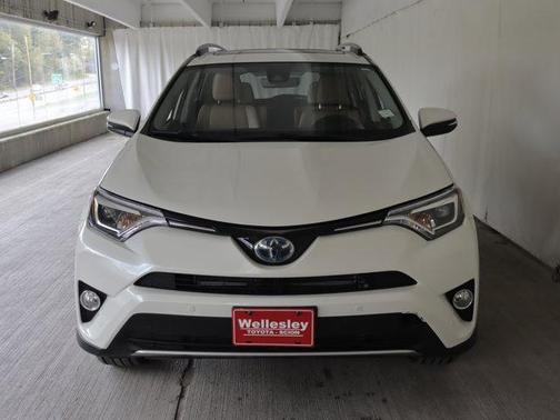 Blizzard Pearl 2017 Toyota RAV4 Hybrid Limited