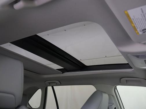 Silver Sky Metallic 2022 Toyota RAV4 Hybrid Limited