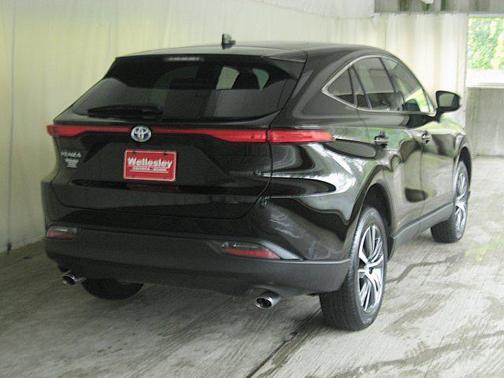 2023 Toyota Venza LE