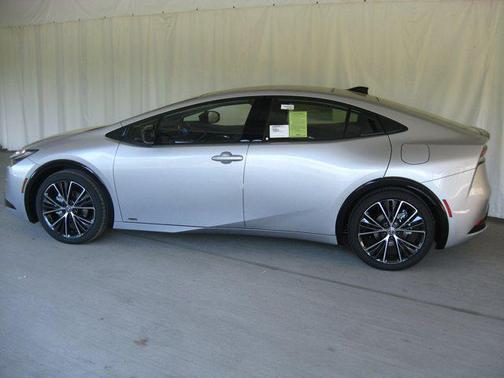 2025 Toyota Prius Limited