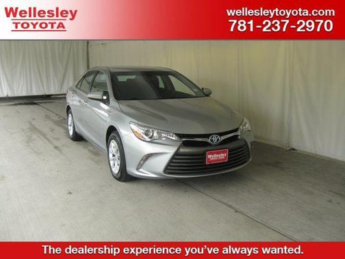 2017 Toyota Camry Hybrid LE