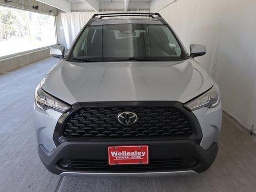 Sonic Silver 2023 Toyota Corolla Cross LE