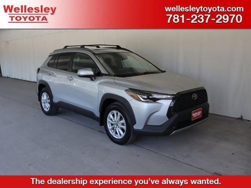 Sonic Silver 2023 Toyota Corolla Cross LE