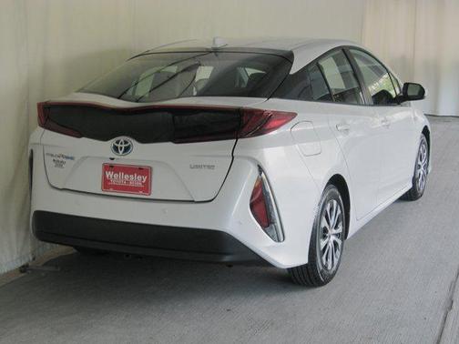 2021 Toyota Prius Prime Limited
