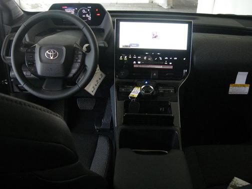 2025 Toyota bZ4X XLE