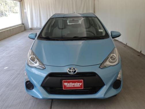 Sparkling Sea Metallic 2015 Toyota Prius c One