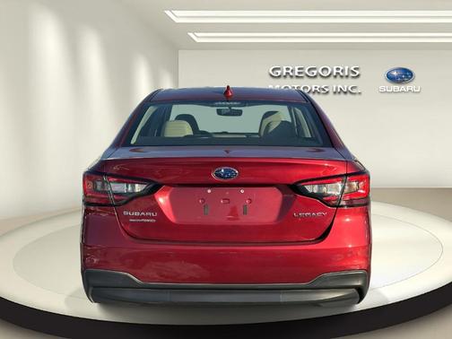 2022 Subaru Legacy 