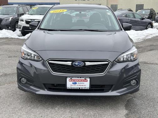 2019 Subaru Impreza 2.0i Premium